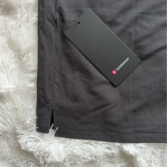 NWT Lululemon Relaxed Fit SS - Picture 4 of 4